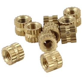 M3 4x4 mosadzná závitová vložka